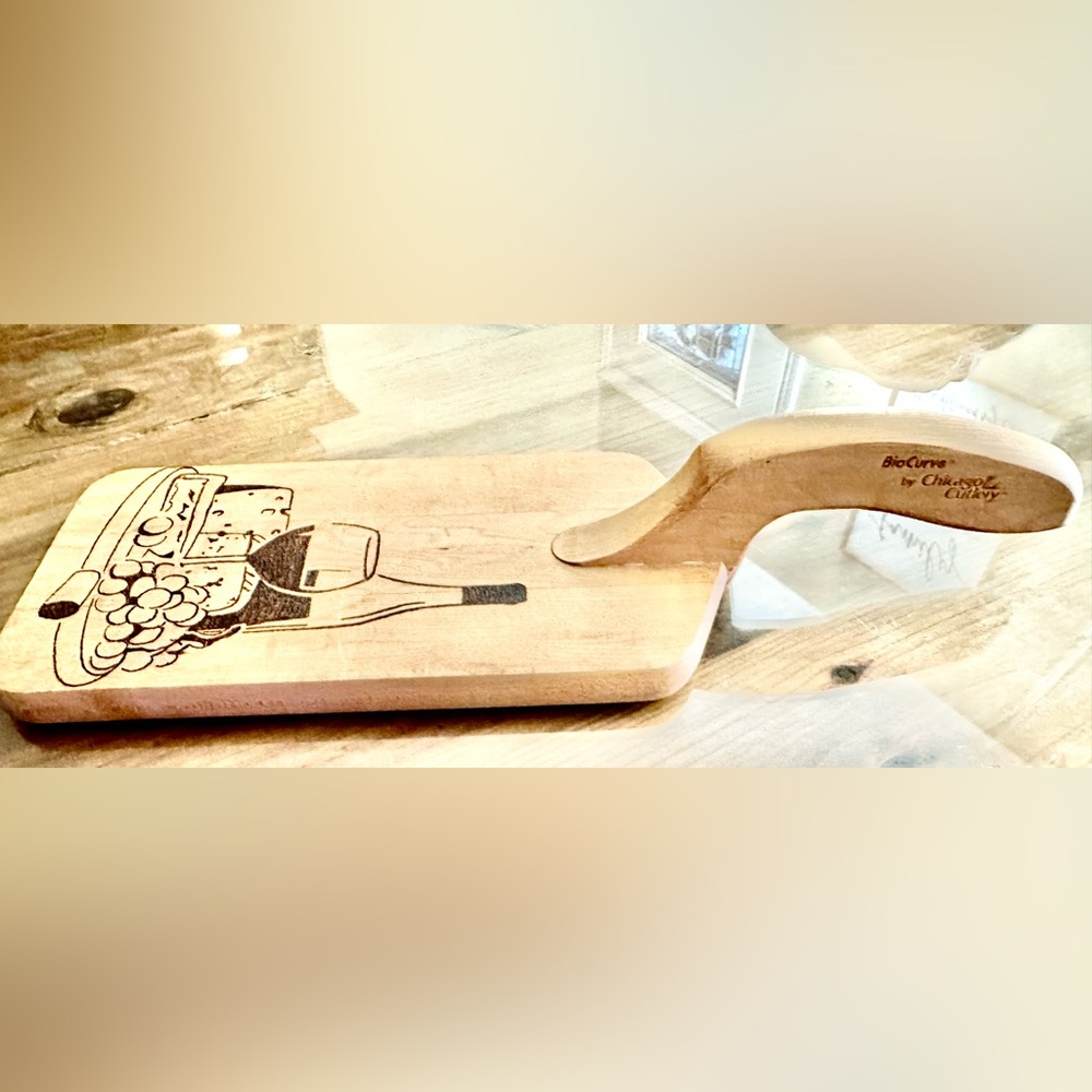 Chicago Culinary BioCurve Wood Cutting Board Charcuterie Wine Cheese Foodie VTG